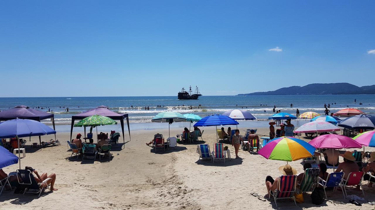 Apto Em Predio Frente Ao Mar, Meia Praia Itapema, Linda Vista, 3 Dormitorios Bagian luar foto
